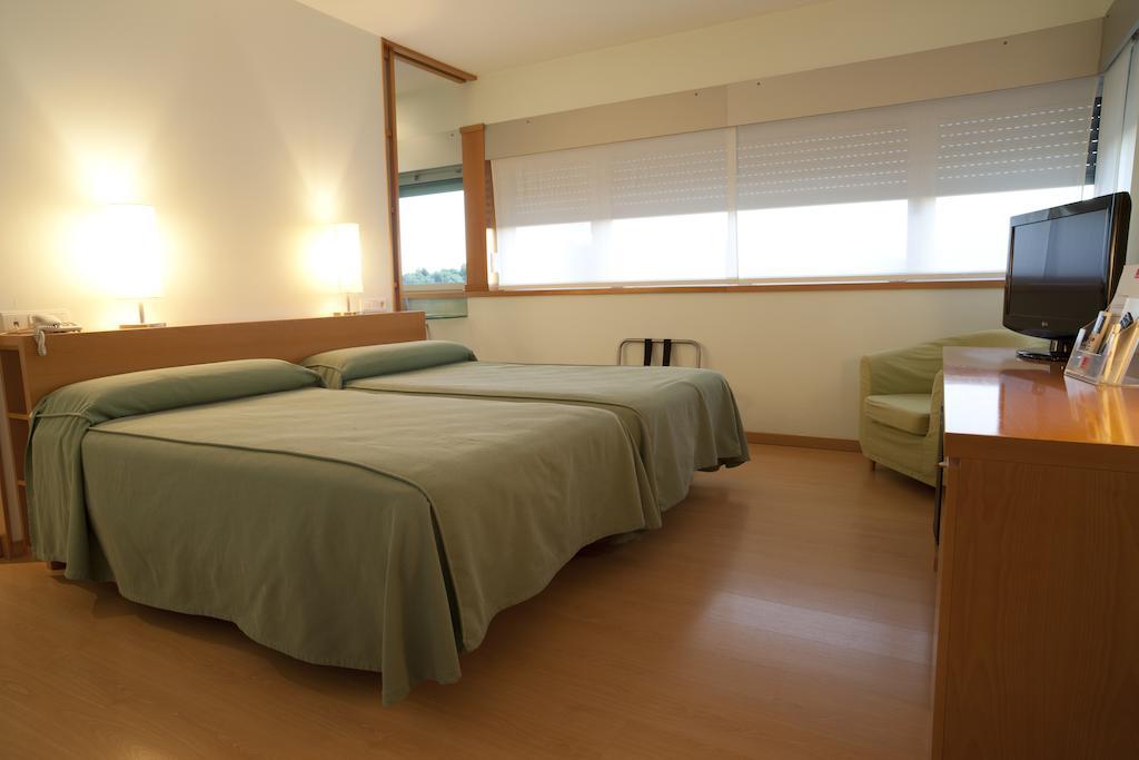 Hotel Los Rosales Альманса Номер фото